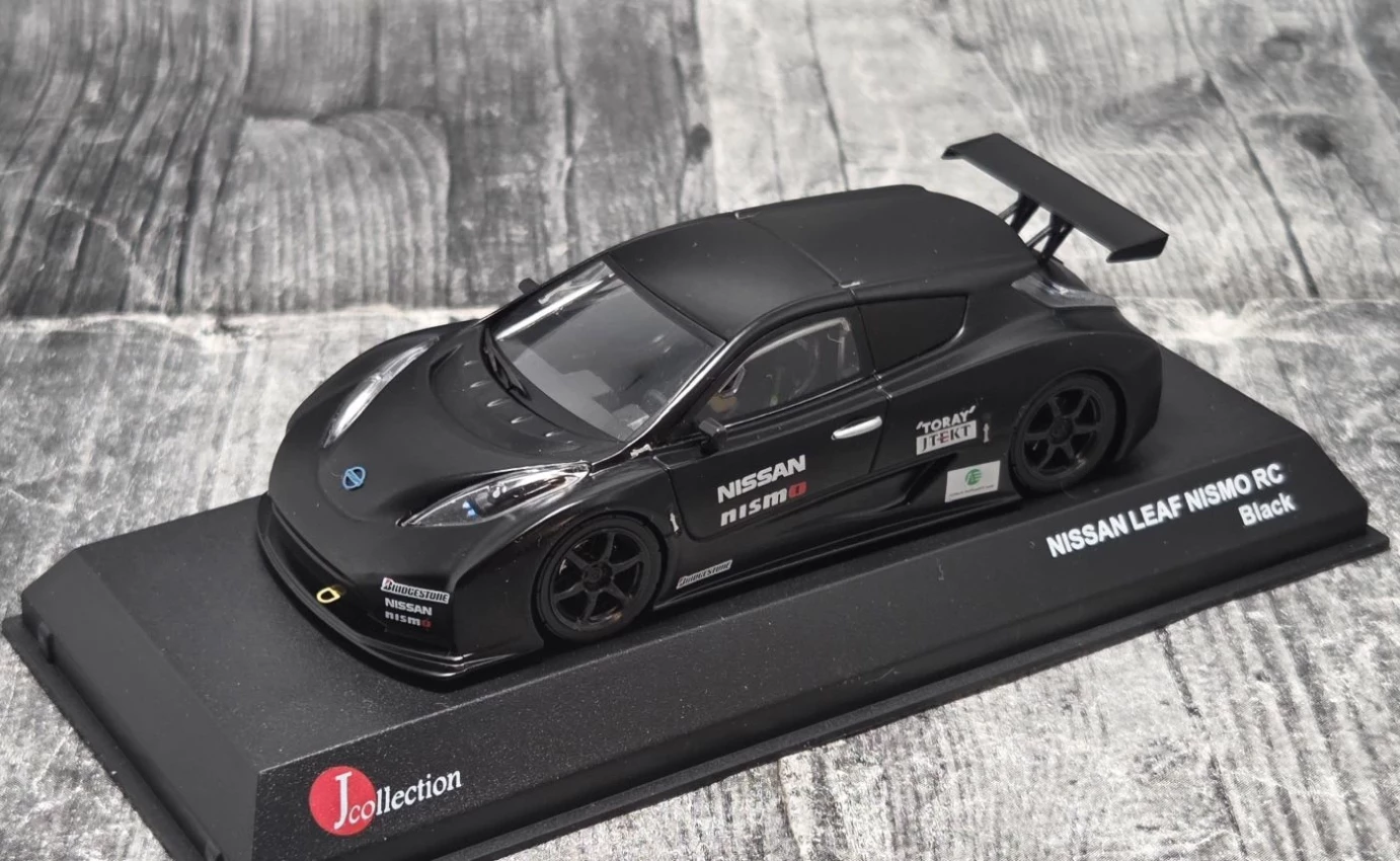 J-Collection / Kyosho Nissan Nismo Leaf RC
