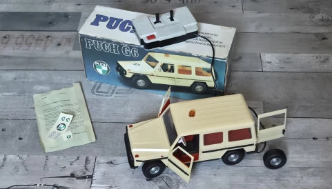 ANKER / PIKO Steyr Puch G6 / Mercedes-Benz G-Klasse 1:15 DDR Geländewagen