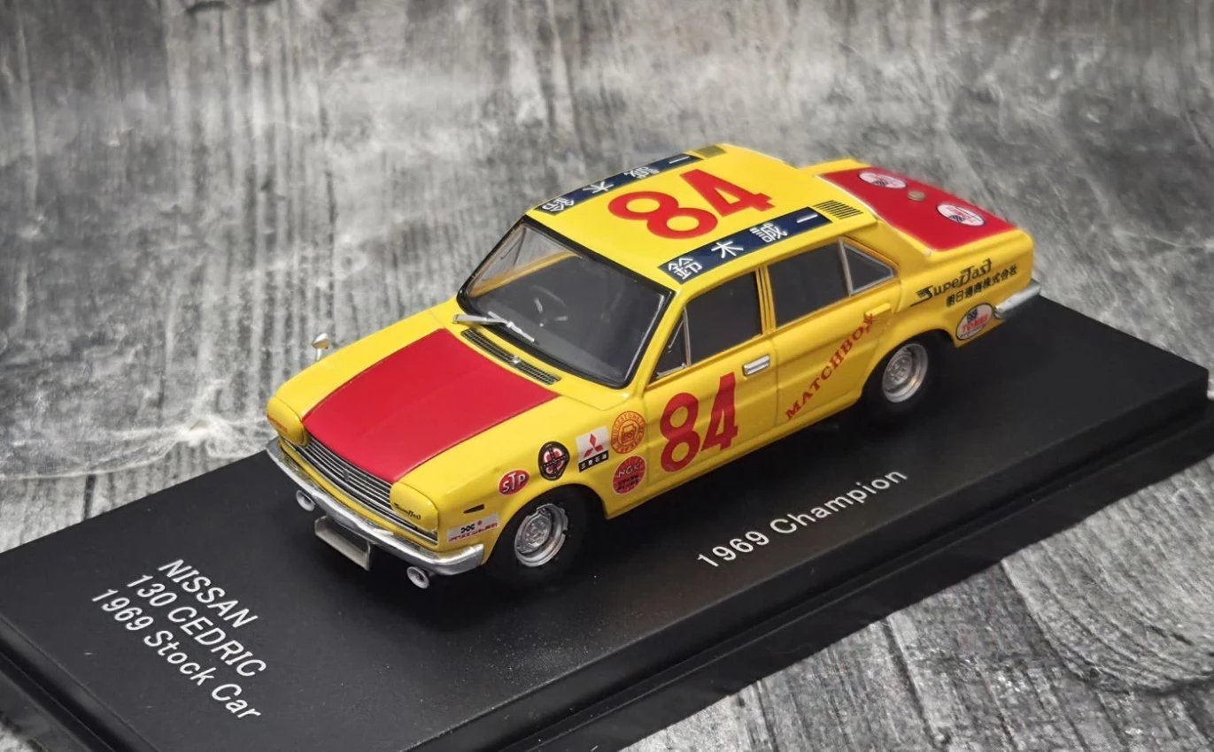 Nissan 130 Cedric 1969 Champion "Matchbox" JGTC skala 1:43
