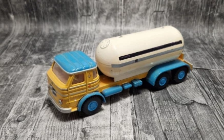 Miniaturas JOAL Pegaso Butano Made in Spain