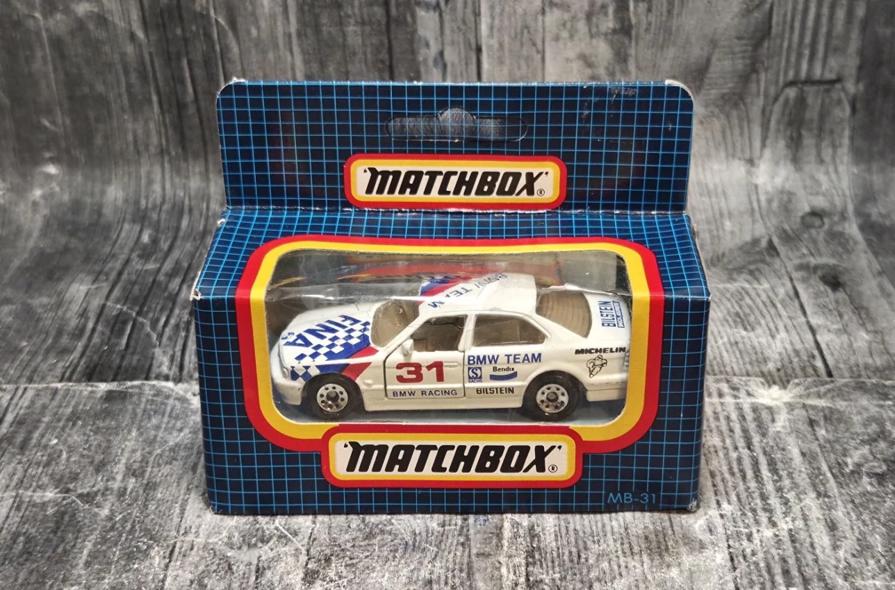 Matchbox MB31 BMW 5-Series 535i typ 34 "FINA" (1989)