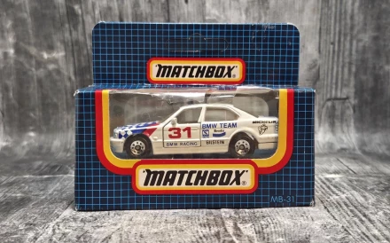 Matchbox MB31 BMW 5-Series 535i typ 34 "FINA" (1989)