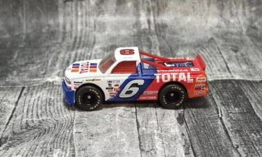 Matchbox Chevrolet Super Truck "Total" (1995)