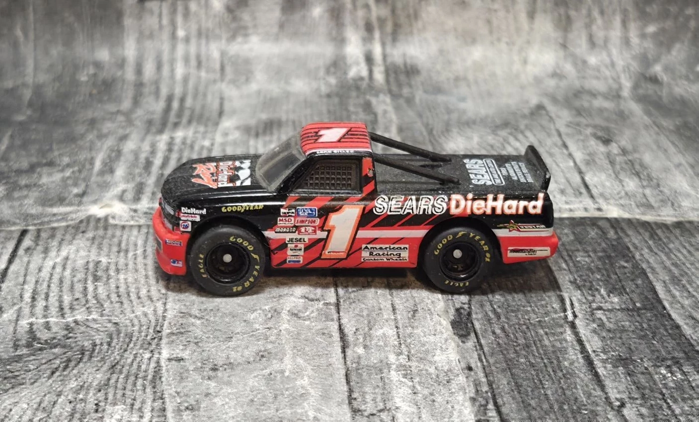 Matchbox Chevrolet Super Truck "Die Hard" (1995)