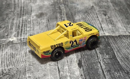 Matchbox Ford Super Truck "Ortho" (1995)
