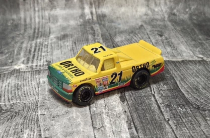 Matchbox Ford Super Truck "Ortho" (1995)
