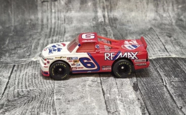 Matchbox Chevrolet Super Truck "Remax" (1995)