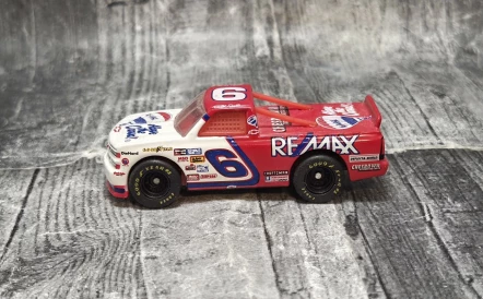 Matchbox Chevrolet Super Truck "Remax" (1995)