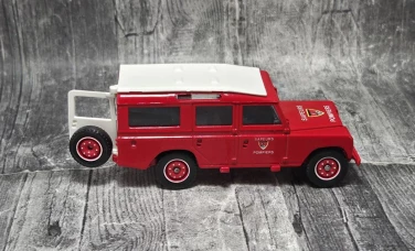 Solido Land Rover 109 Fire Engine (straż pożarna) skala 1/43