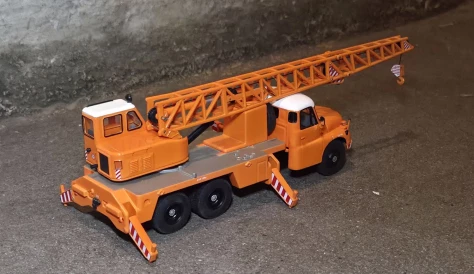 Premium Classixxs Tatra T148 Crane Truck skala 1/43 Orange