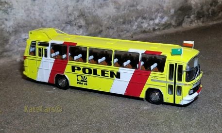 PMA Mercedes-Benz O302 "Polen" r. 1974 skala 1/43