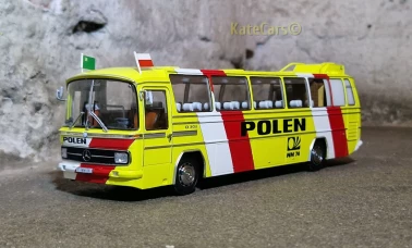 PMA Mercedes-Benz O302 "Polen" r. 1974 skala 1/43
